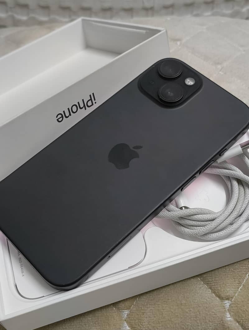 Apple iPhone 15 10