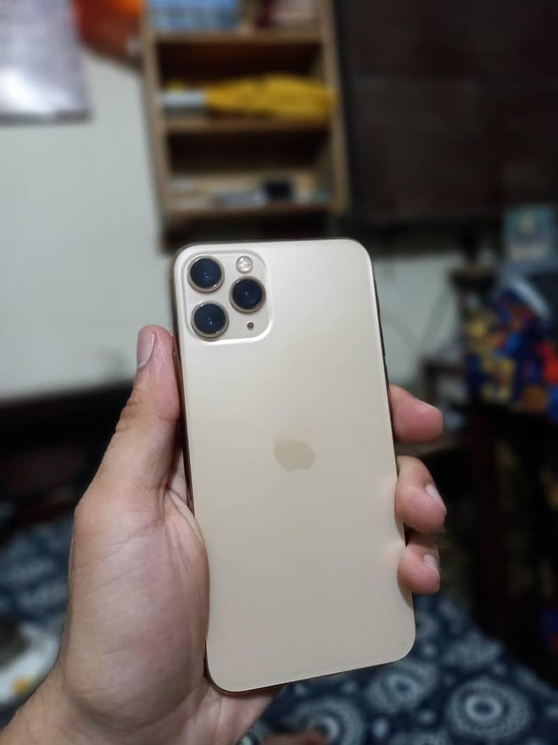 iPhone 11 Pro 0