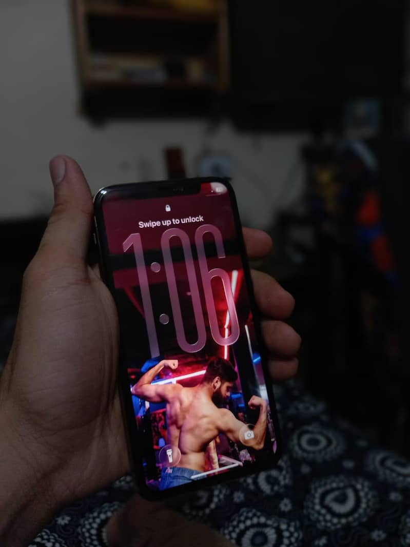 iPhone 11 Pro 2
