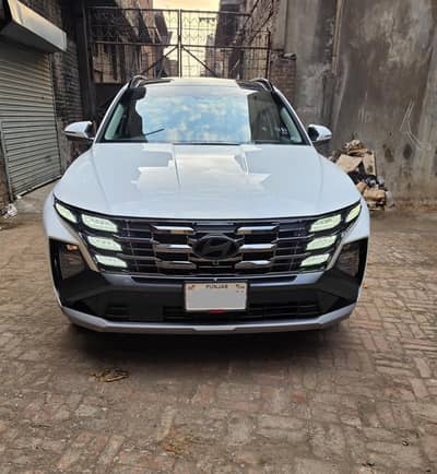 Hyundai Tucson Hybrid Signature 2025