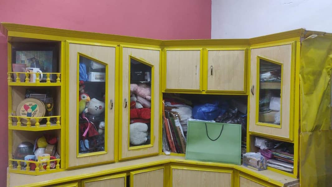 cornar almari 6×8 0
