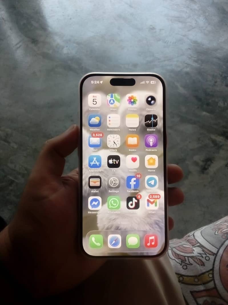 iPhone 17 pro 3