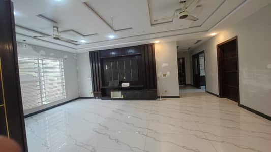 1 Kanal Brand New Type House Available For Rent