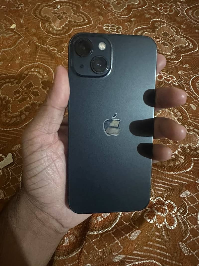 Apple iPhone 13 2