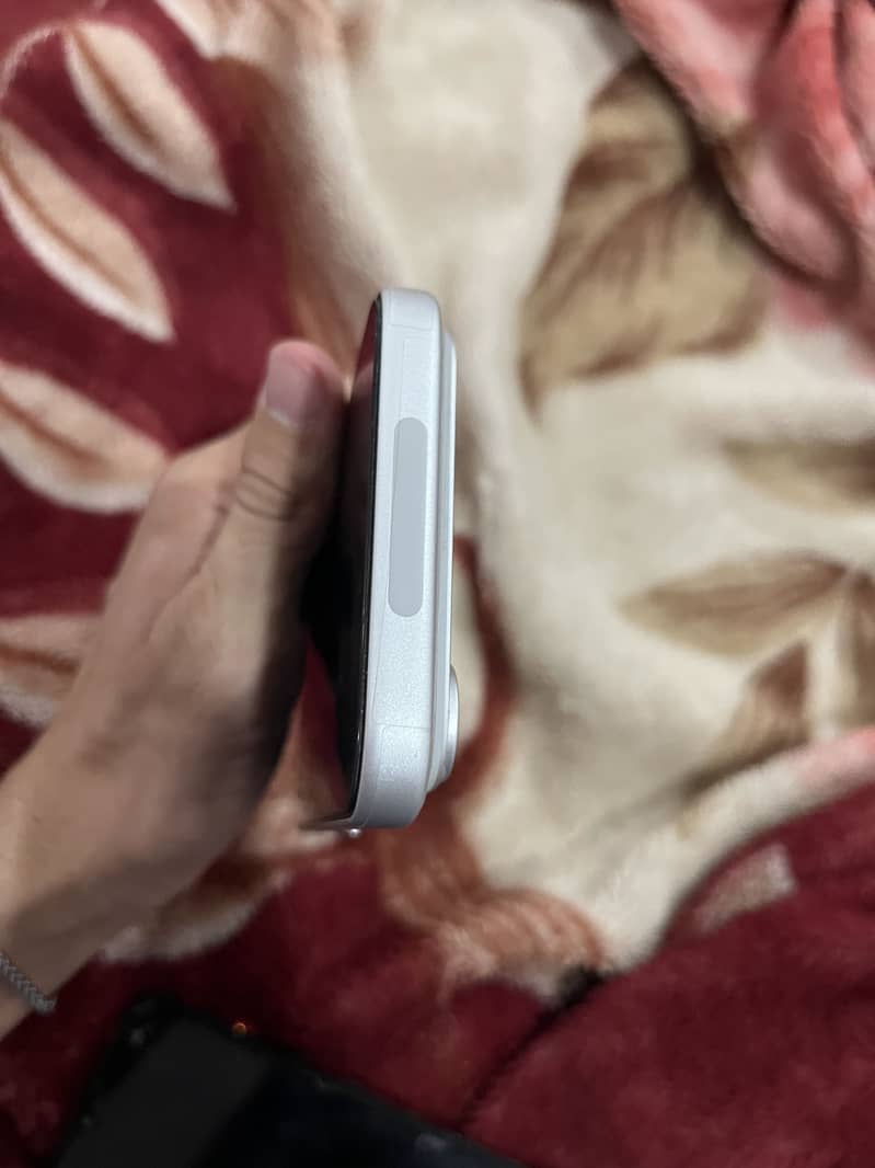 Apple iPhone 17 Pro Max 7