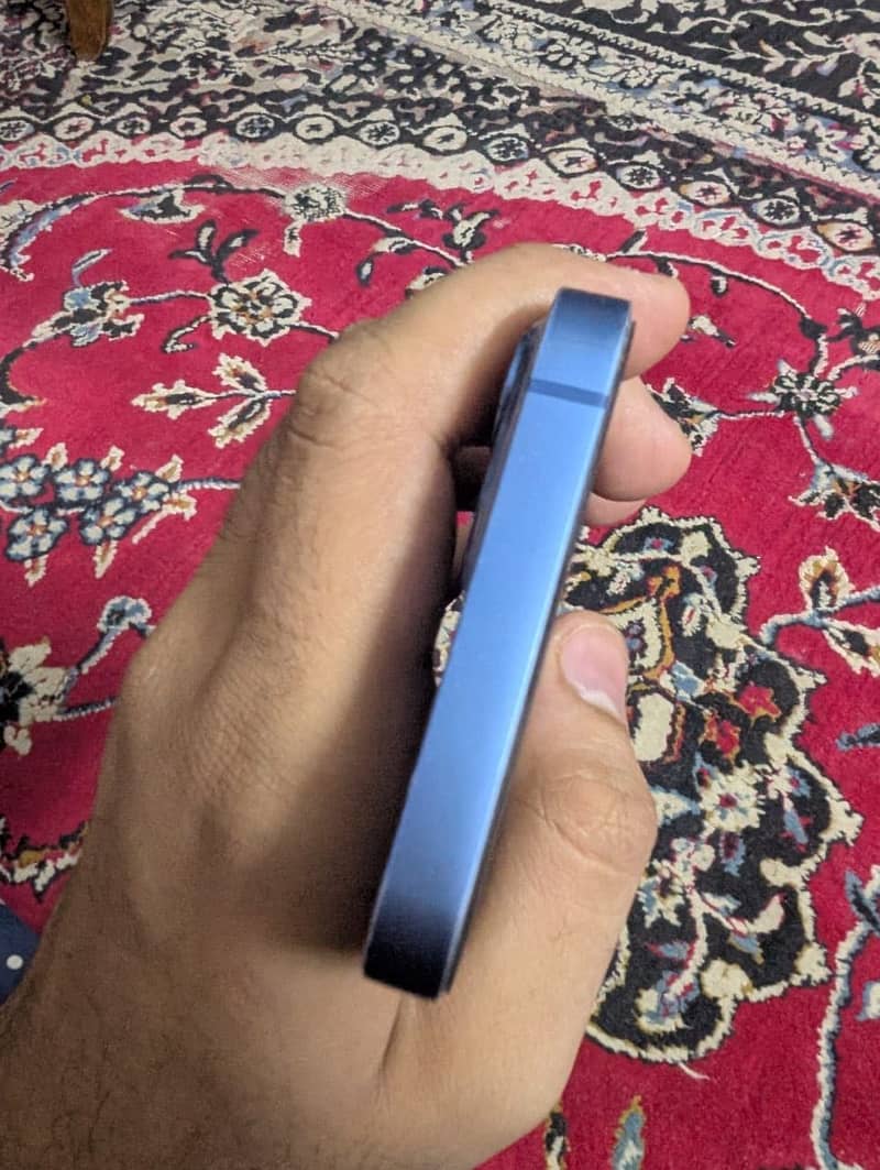 IPHONE 13 2