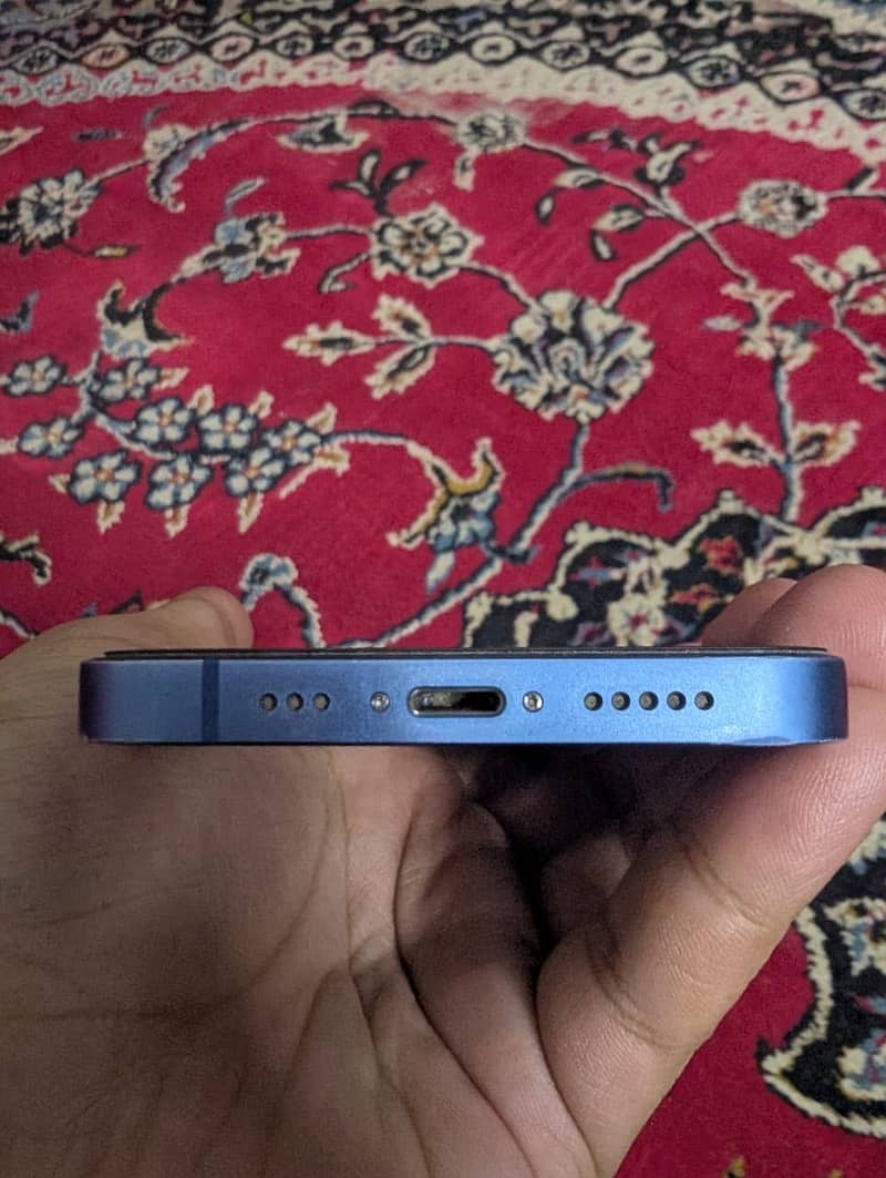 IPHONE 13 7