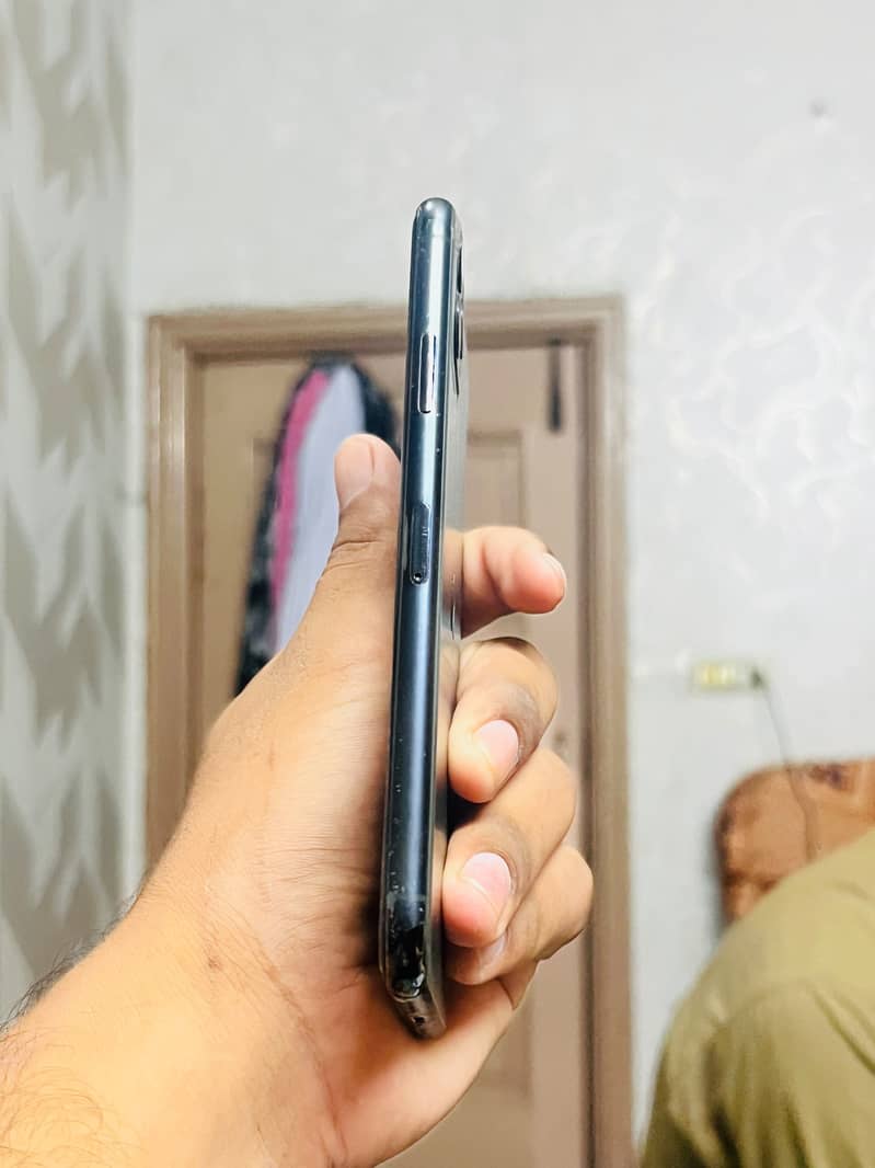Iphone 11 pro max 1