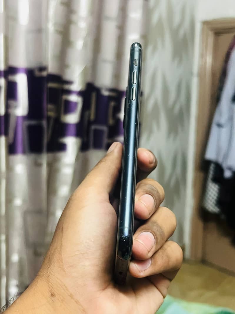 Iphone 11 pro max 3
