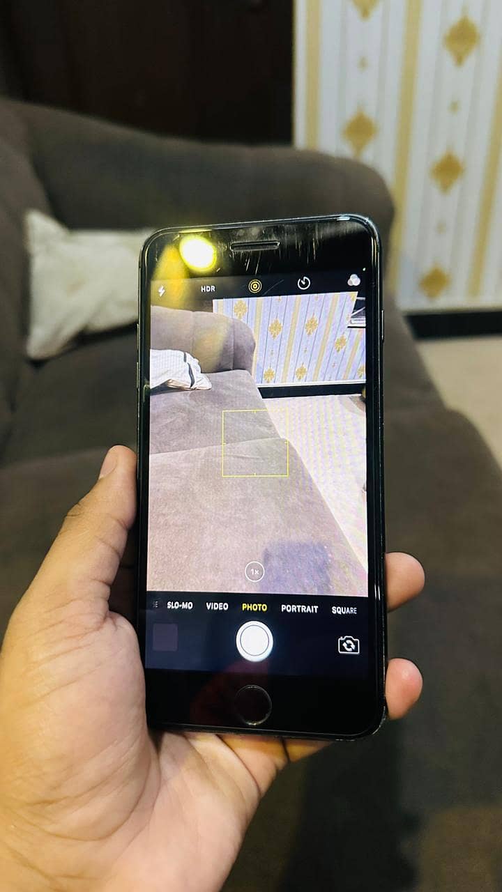 Apple iPhone 7 Plus 6
