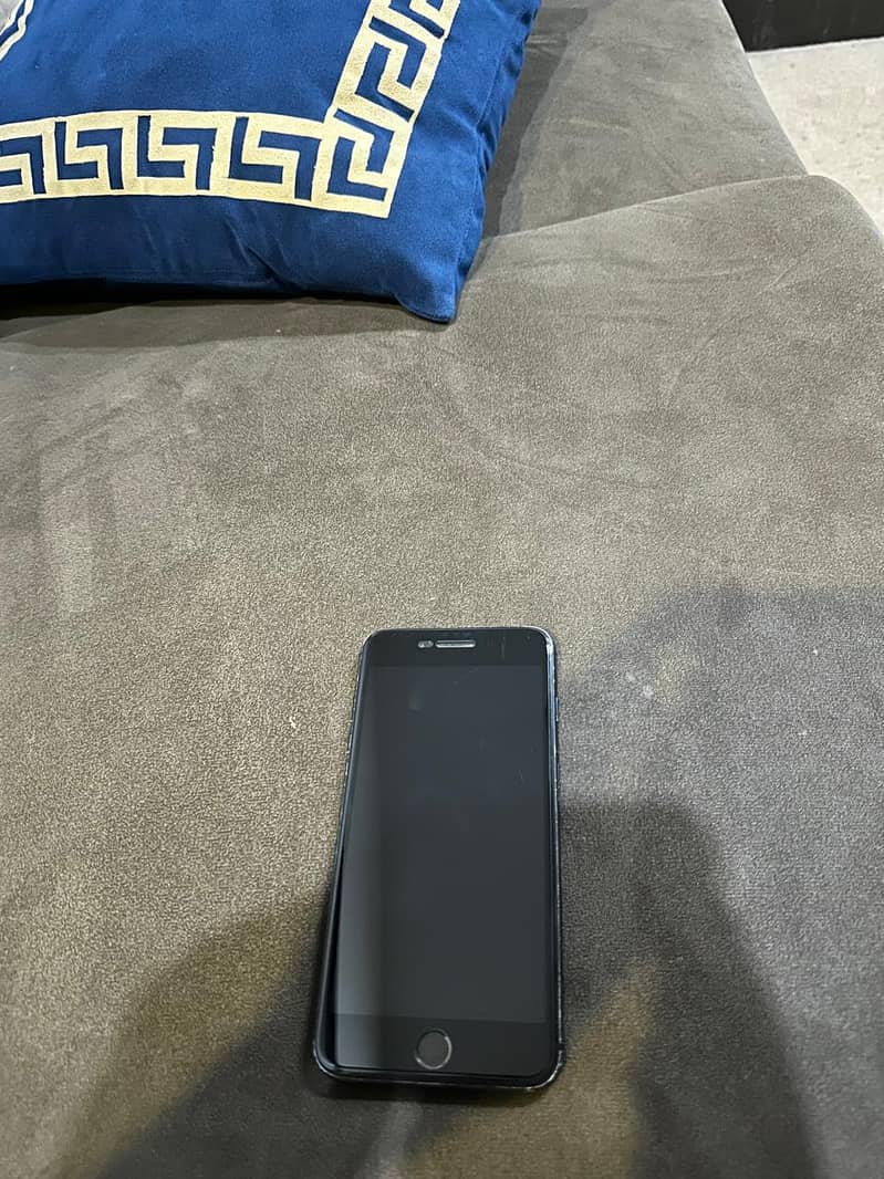 Apple iPhone 7 Plus 7