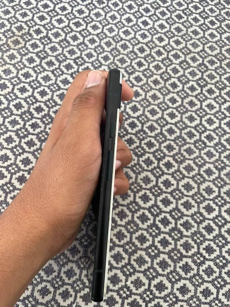 Google Pixel 6a 1