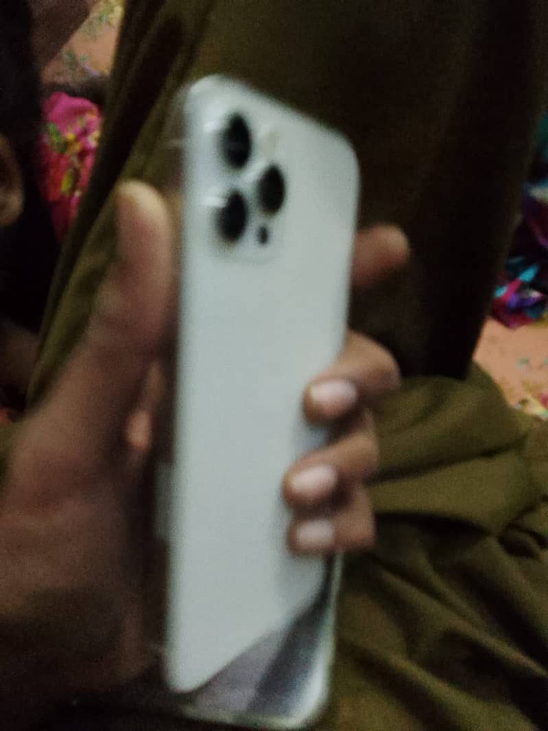 Apple iPhone 12 Pro Max 3