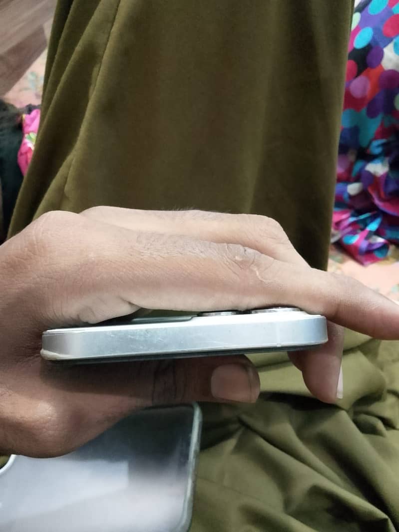 Apple iPhone 12 Pro Max 5