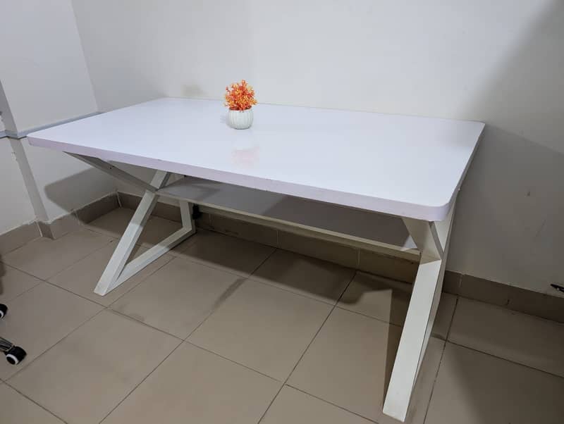 Gaming table 2