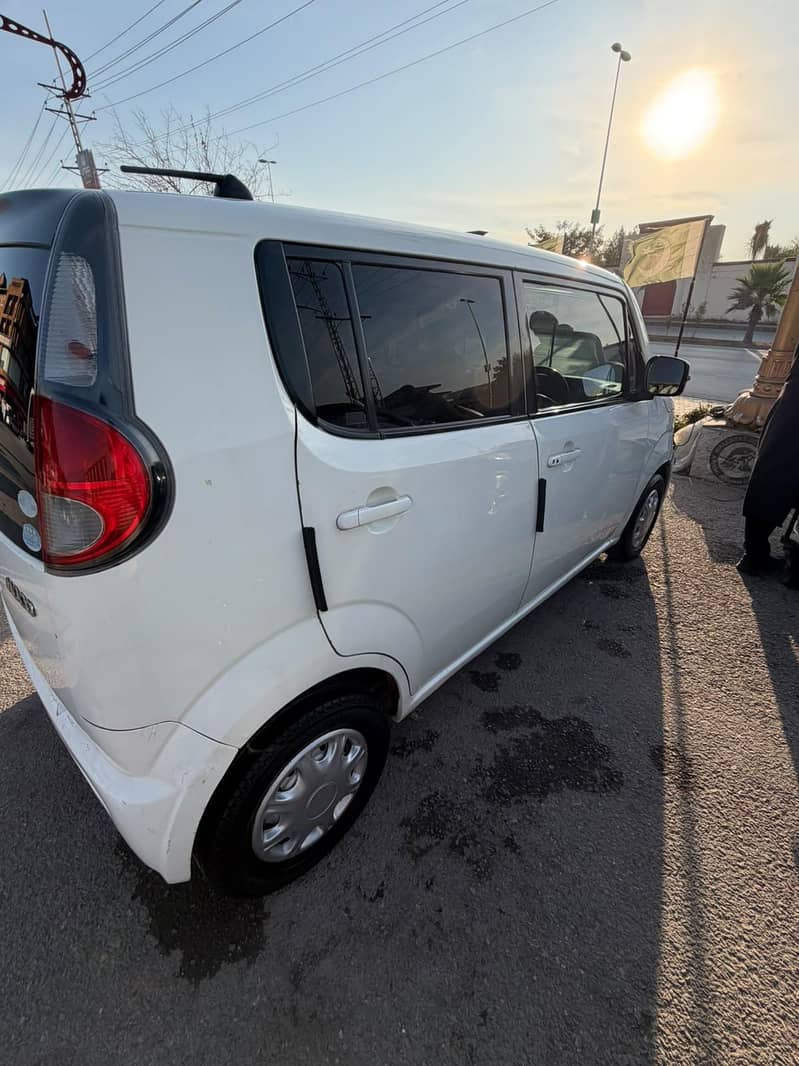 Nissan Moco 2014 1