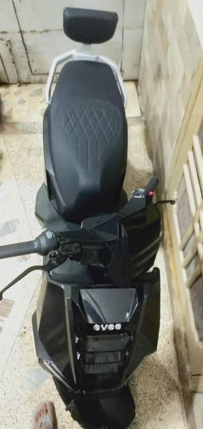 Scooty for sale evee