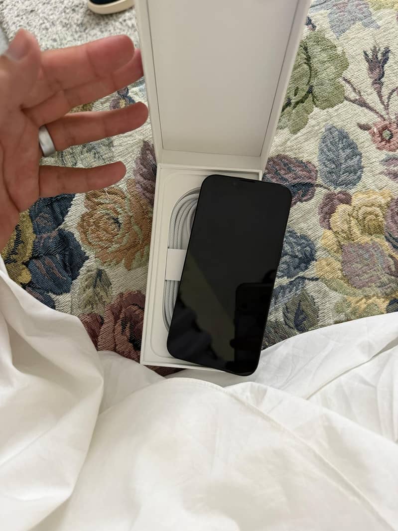 Apple iPhone 14 6
