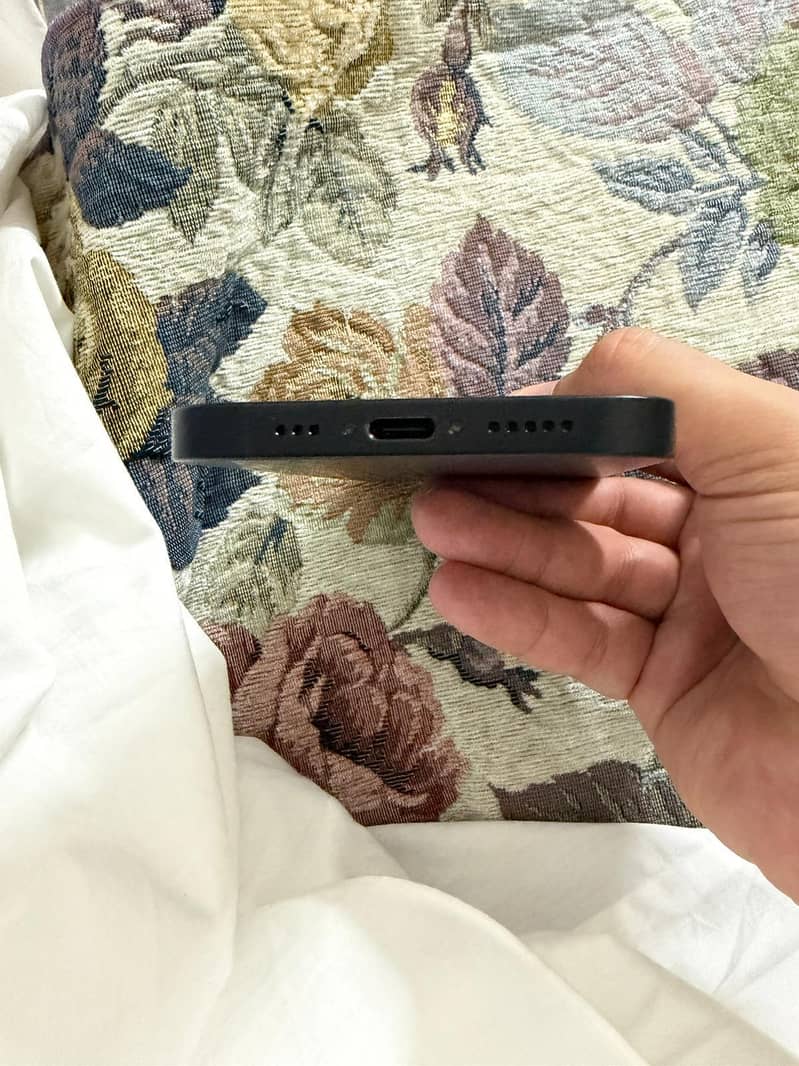 Apple iPhone 14 8