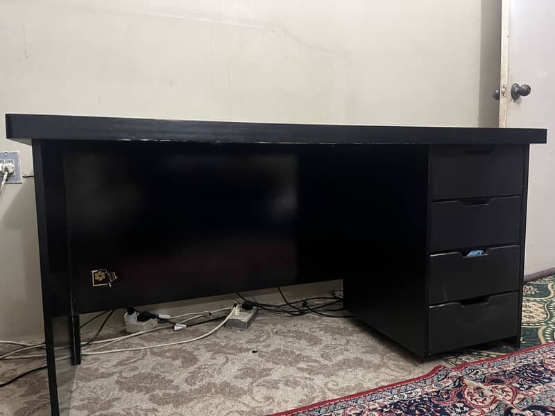 Computer desk 4