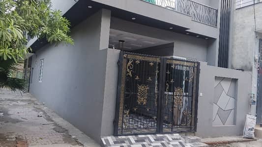 4 Marla Corner Brand New Luxury Spanish New Design Style House For Sale. price 260.  Elactric wapda Metar sui Gass Metar water Connection Available.