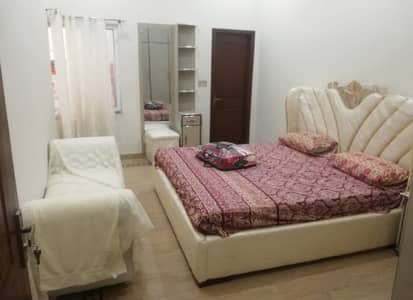 5 Marla 2 Bed Upper Portion Fully Furnished For Rent. Only Shot Time 1 Month Yan 2  Month K Lya Available.