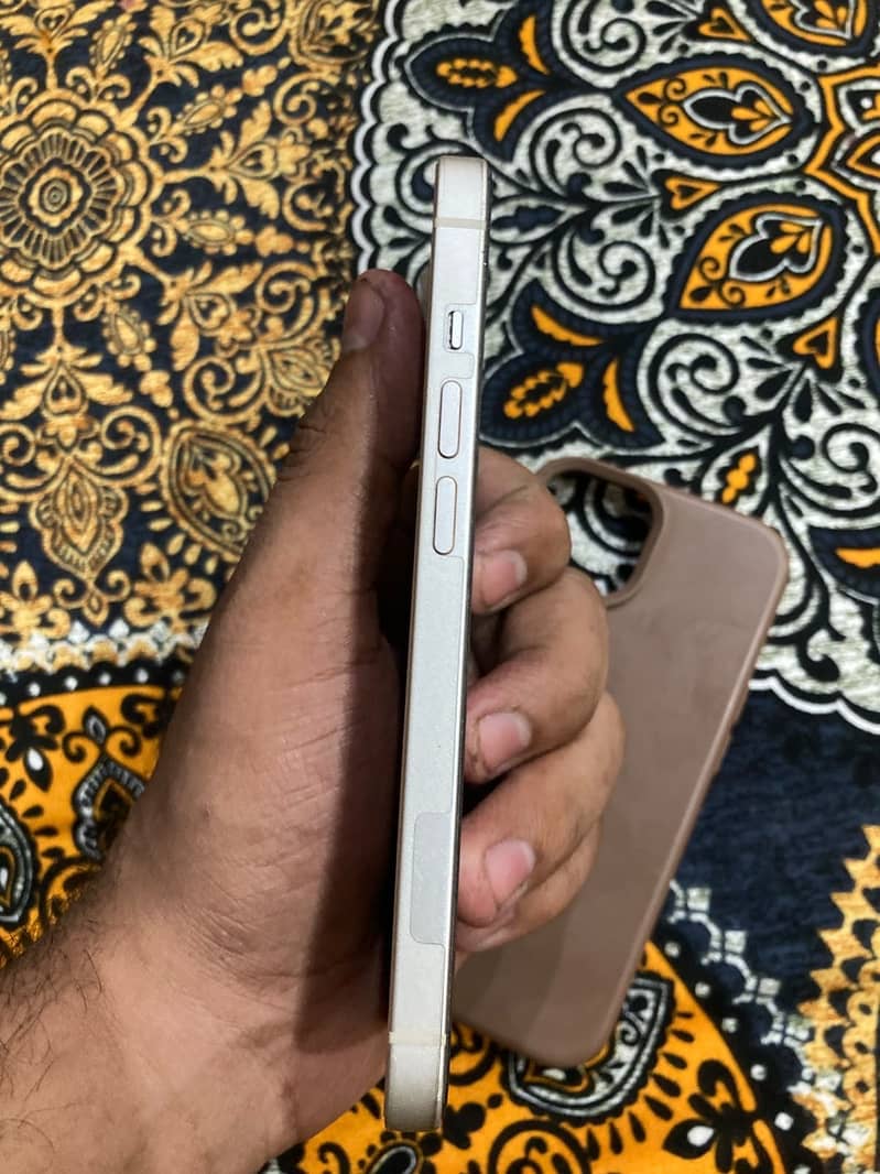 Apple iPhone 14 5