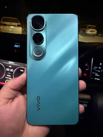 Vivo V50 Lite
