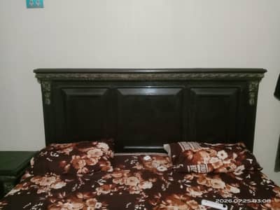 Bed and dressing