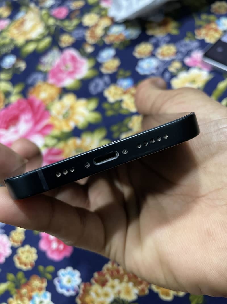 Apple iPhone 14 0