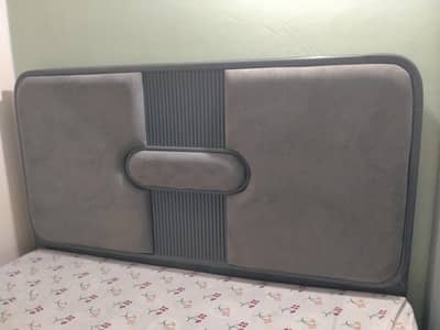 bed dressing table