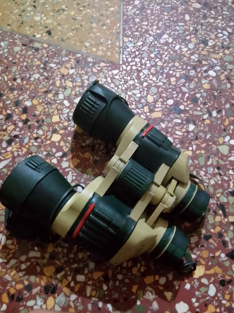 binoculkrs 1