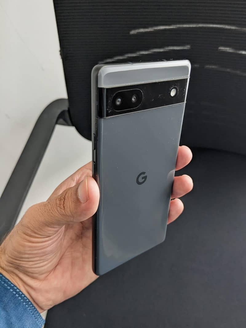 Google Pixel 6a 4