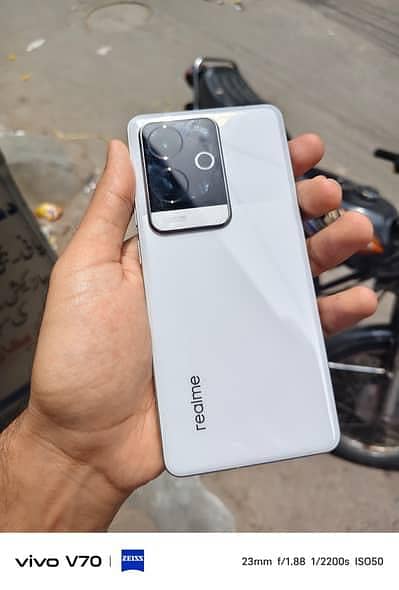 Realme GT 6