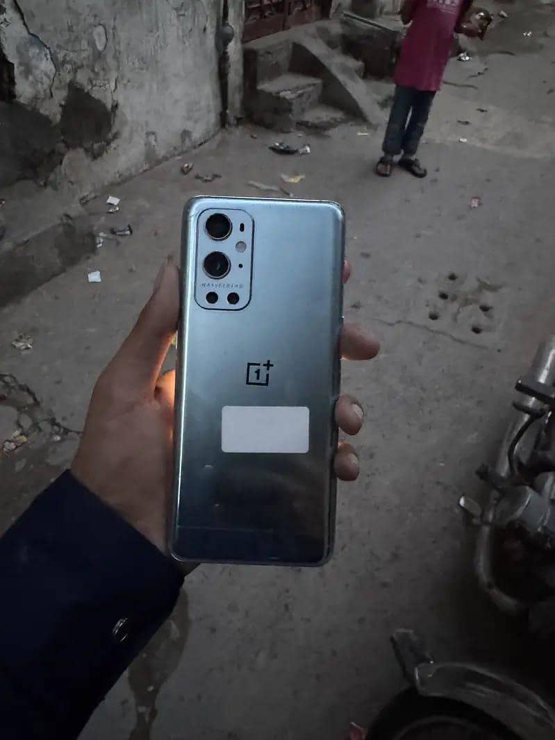 One Plus 9 Pro 0