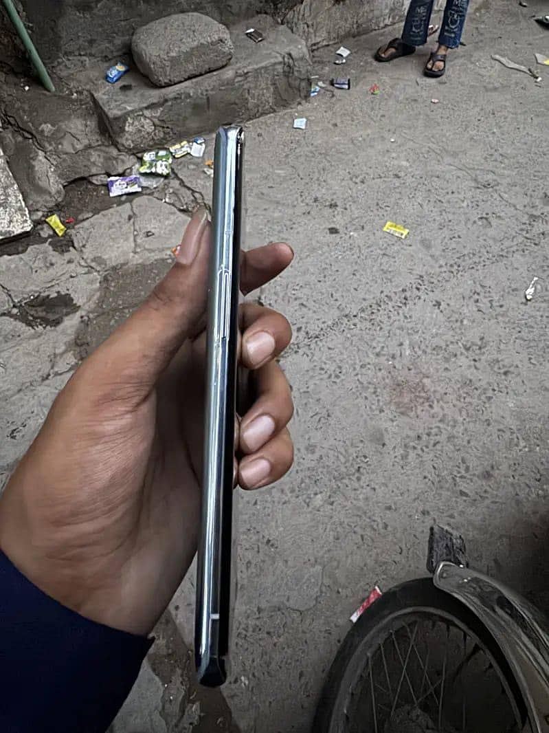 One Plus 9 Pro 3