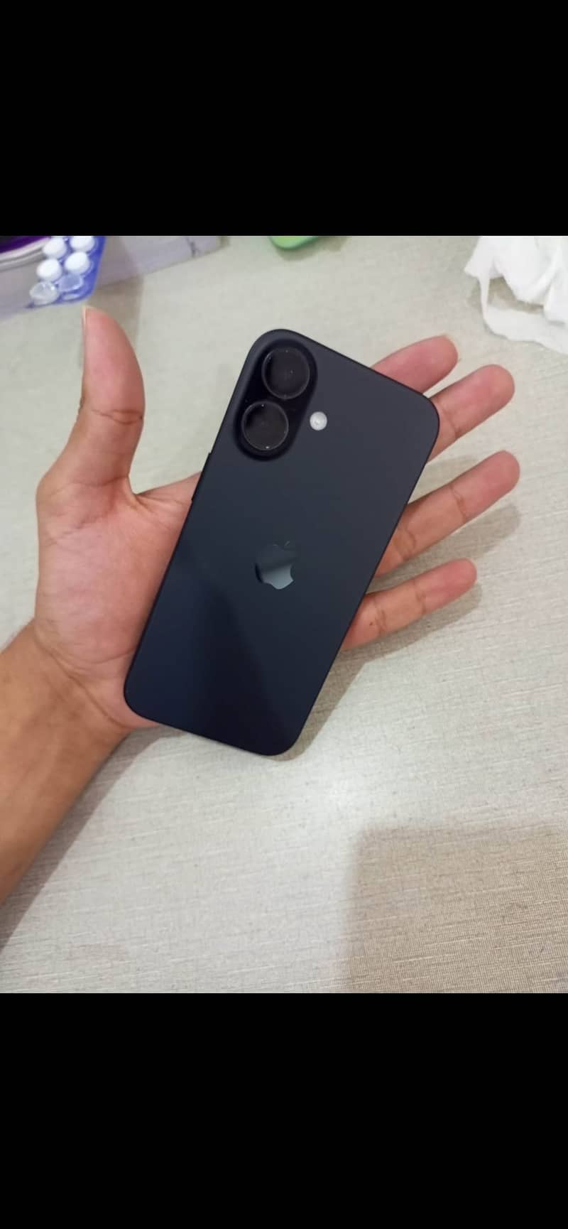 Apple iPhone 16 0