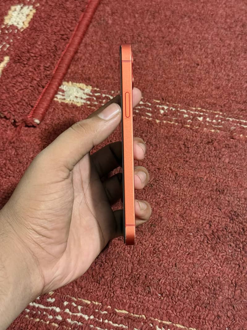 Apple iPhone 12 2