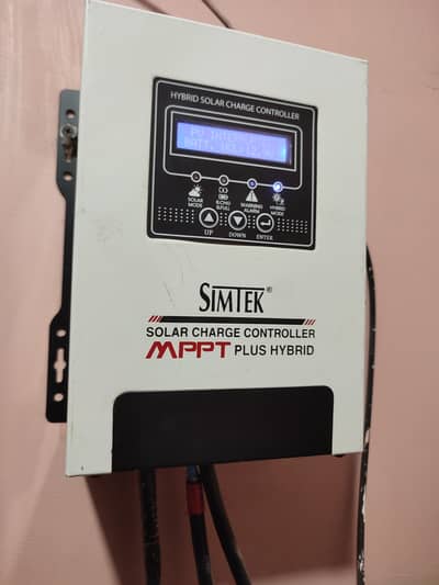 Simtek hybrid MPPT 85Amp