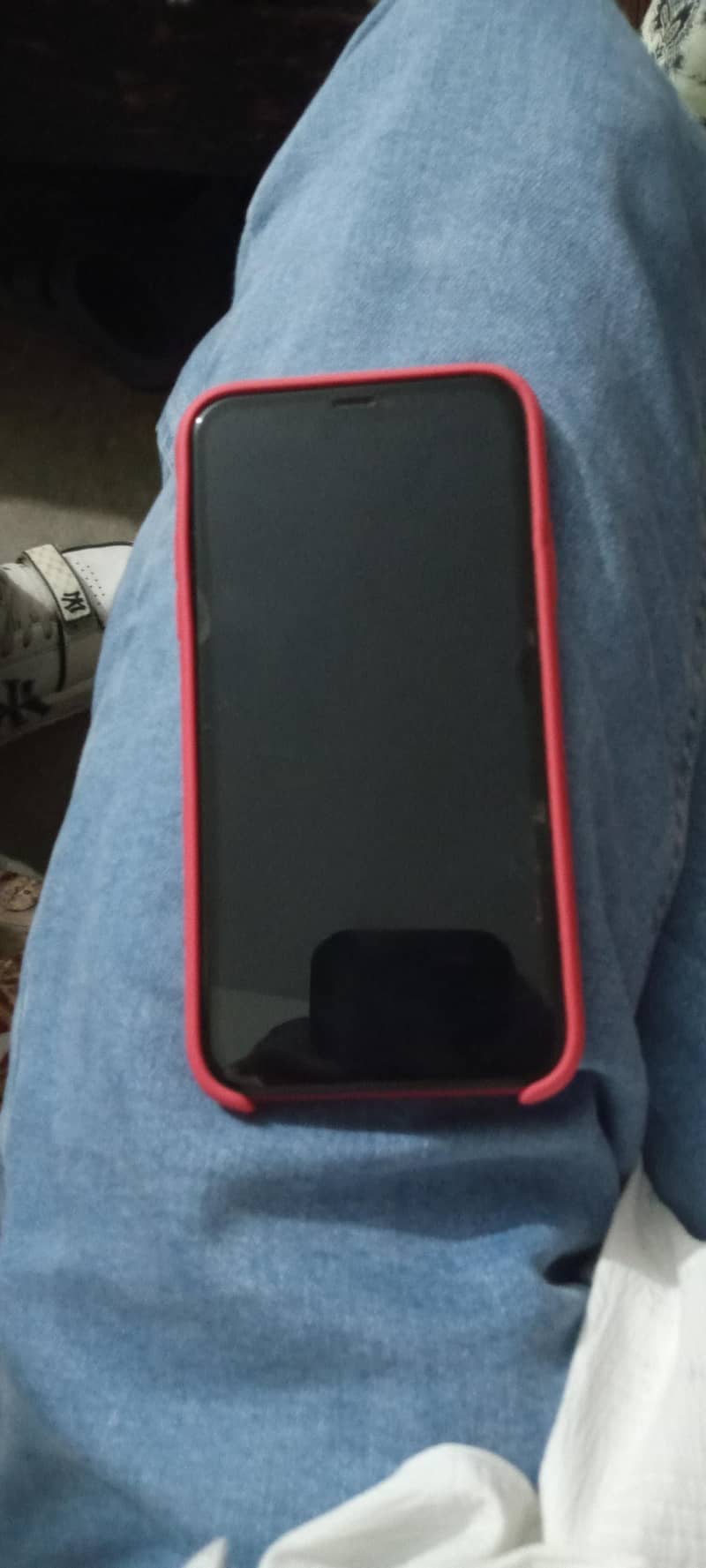 Apple iPhone 11 3