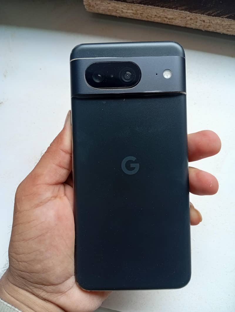Google Pixel 8 3