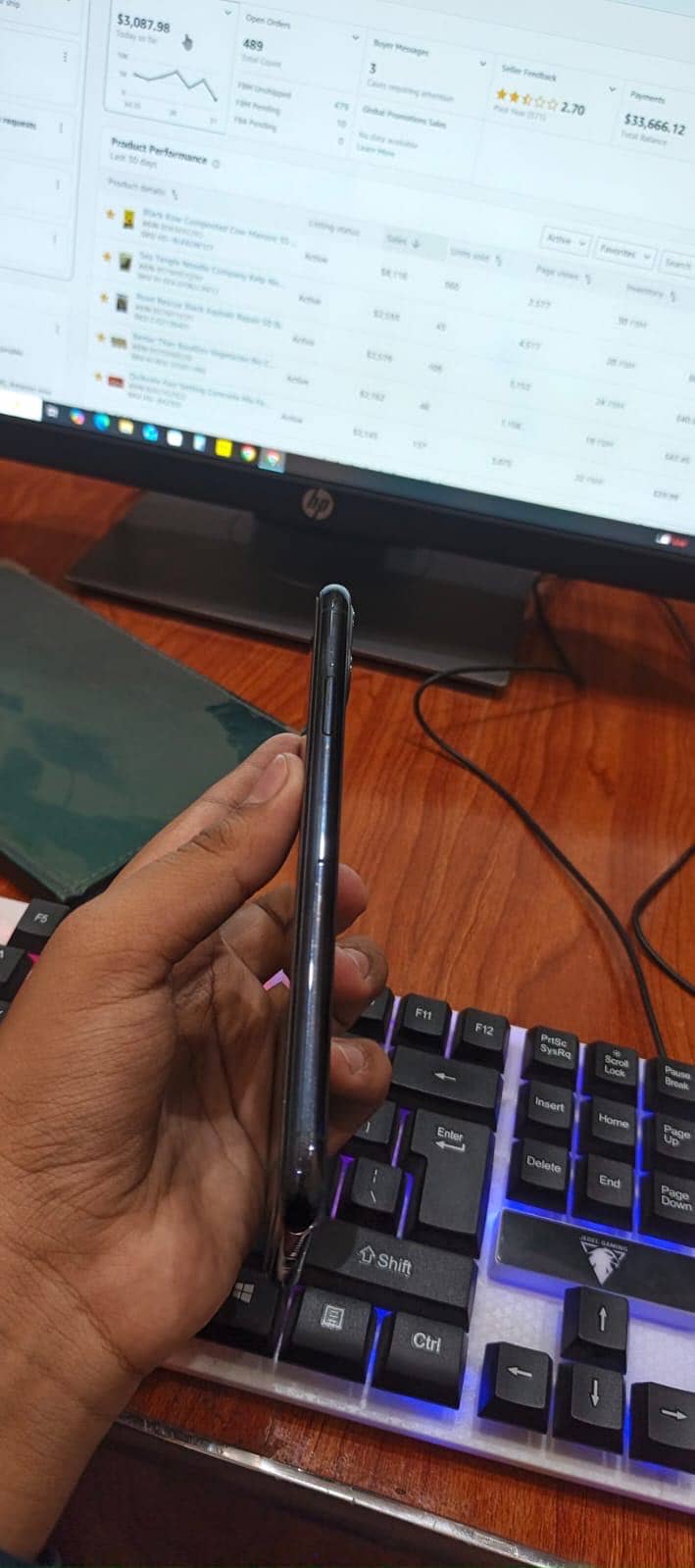 Apple iPhone 11 Pro Max 3