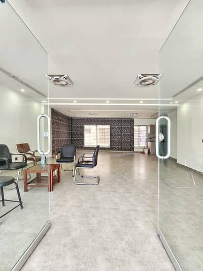RENTED 5 MARLA GROUND FLOOR FOR SALE SECTOR C BAHRIA TOWN LAHORE