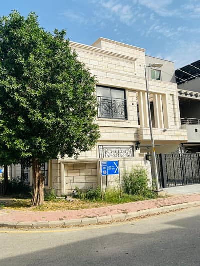 5 MARLA IDEAL LOCATION CORNER HOUSE FOR SALE BAHRIA ORCHARD