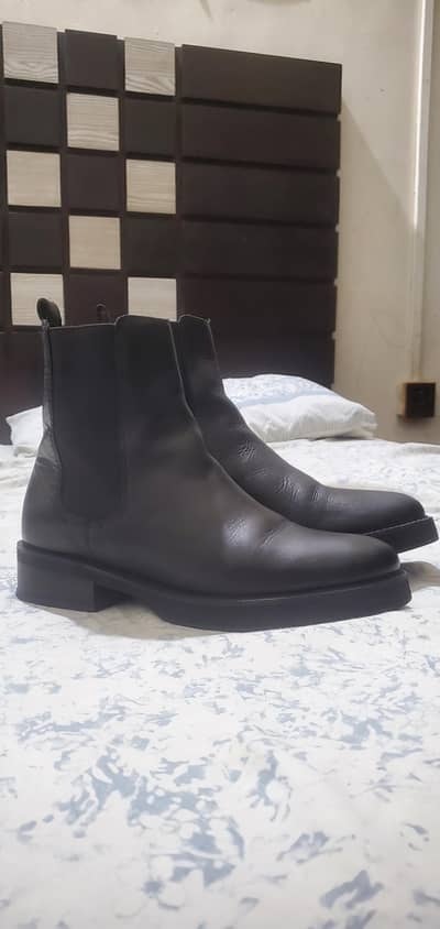 Imported Gino Rossi Black Leather Chelsea Shoes