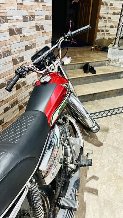 Honda 125SE 2023