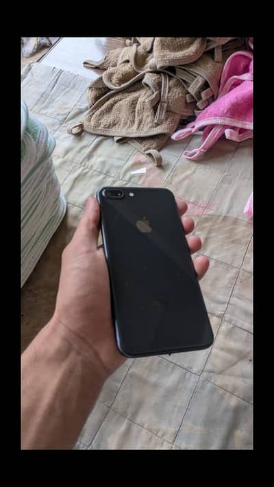 Apple iPhone 8 Plus