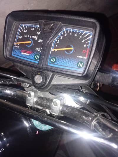Honda 125 bike just like brand new