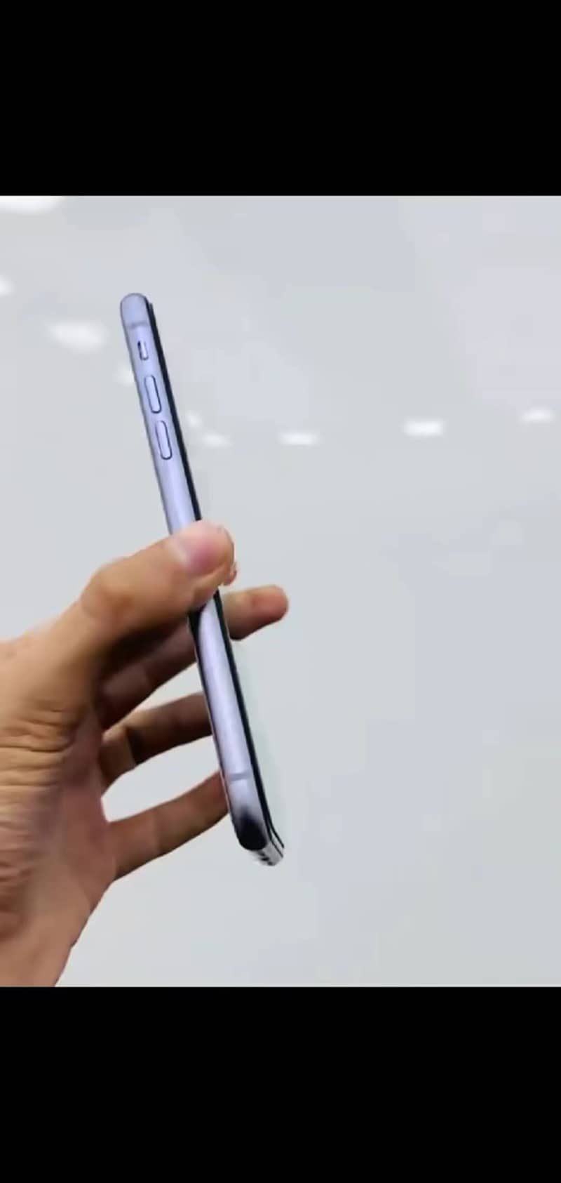 Apple iPhone 11 3