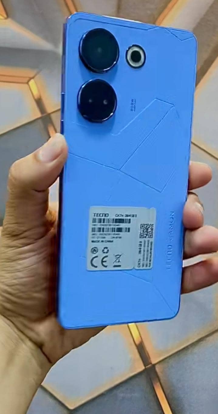 Tecno CAMON 20 0